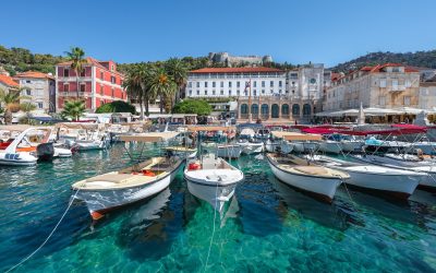 More, sunce i kamen: Hvarske uvale koje oduzimaju dah