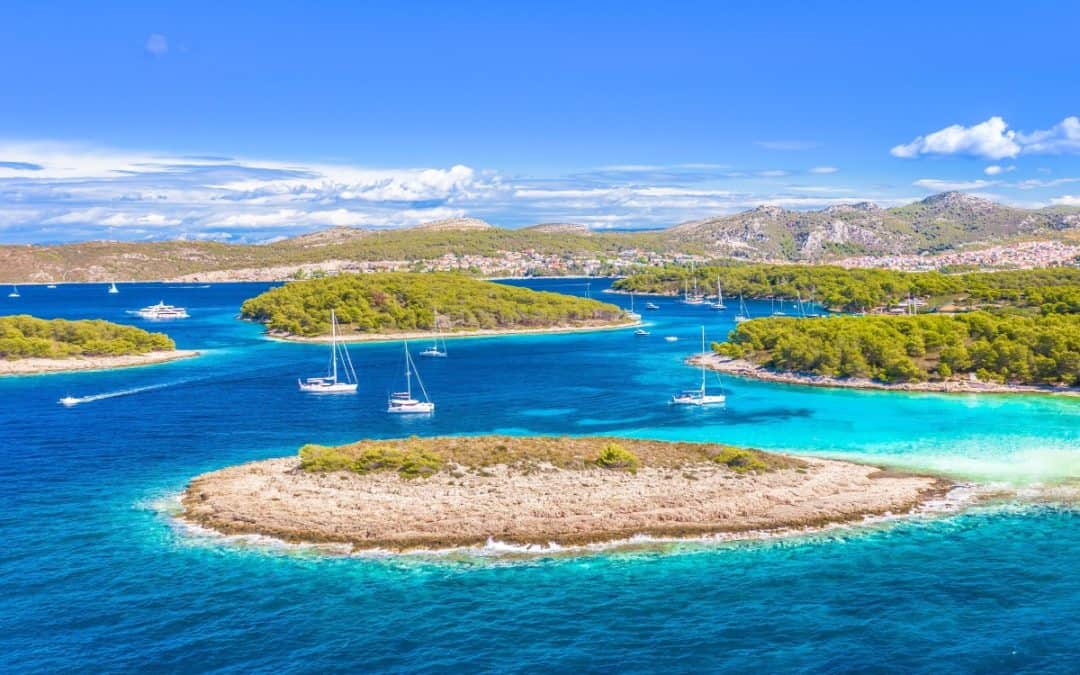 Aktivni odmor na Hvaru: biciklizam, planinarenje i more avantura